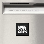 Mind Over Miles - Motivational, Funny Running  マグネット (インサイチュ (食洗機))