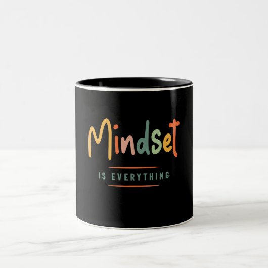 Mindset is Everything 感動的 - ツートーンマグカップ (中央)