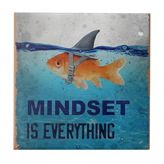 Mindset Is Everything Motivational Goldfish  タイル (正面)