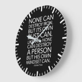 Mindset Quote ラージ壁時計 (傾斜)