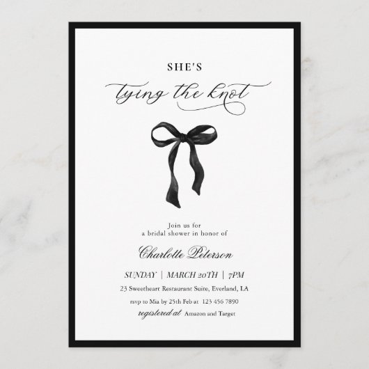 Minimal Black Bow Bridal Shower Invitation 招待状 (正面)