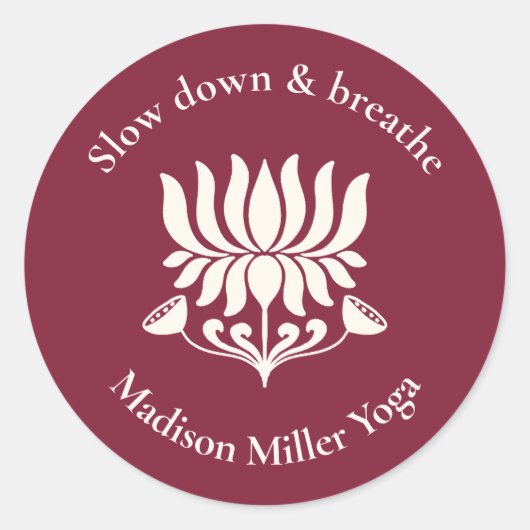 Minimal Burgundy Lotus Floral Yoga Wellness ラウンドシール (正面)