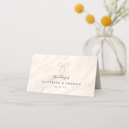 Minimal Champagne Pearl Bow Wedding Escort プレイスカード (裏面)