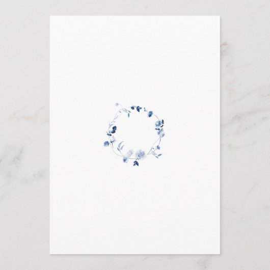 Minimal Dusty Blue Floral Wreath Wedding 招待状 (裏面)