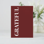 Minimal GRATEFUL | Deep Red Holiday Greeting カード (スタンド正面)