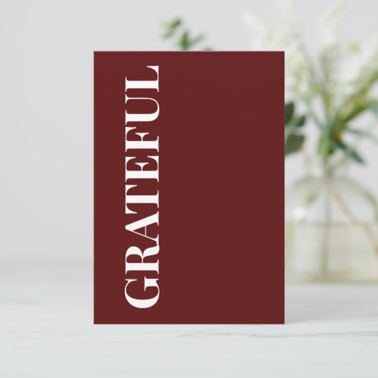 Minimal GRATEFUL | Deep Red Holiday Greeting カード (スタンド正面)