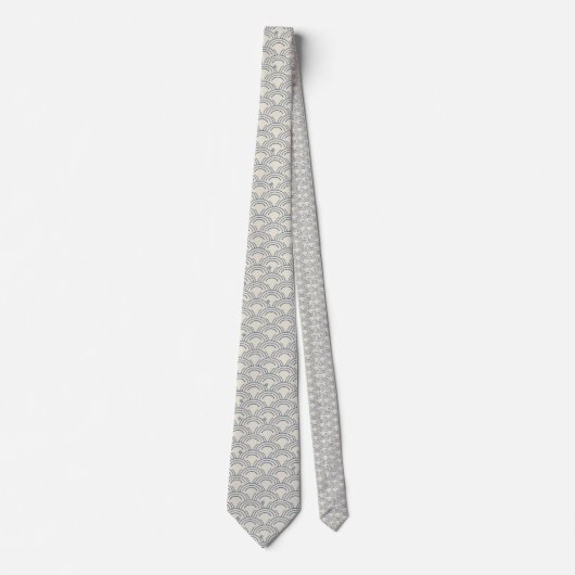 Minimal Japanese Pattern Necktie – Seigaiha Design ネクタイ (正面)