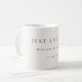 Minimal Just Engaged マグカップ | あたたかいホワイト (正面左)