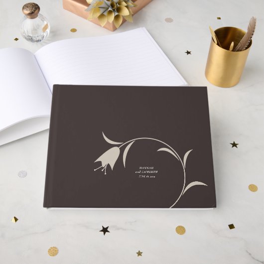 Minimal Modern Wedding | Neutral Greige Floral ゲストブック (正面見開き)