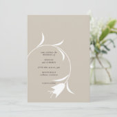 Minimal Modern Wedding | Neutral Greige Floral 招待状 (スタンド正面)
