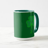 Minimal Shamrock St Patrick’s Day Shirt – caneca マグカップ (正面右)
