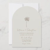 Minimal Taupe Palm Tree Beach Wedding Invitation 招待状 (正面)