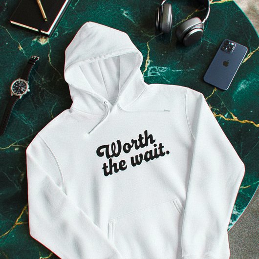 Minimal “Worth The Wait” Hoodie – Clean Aesthetic パーカ