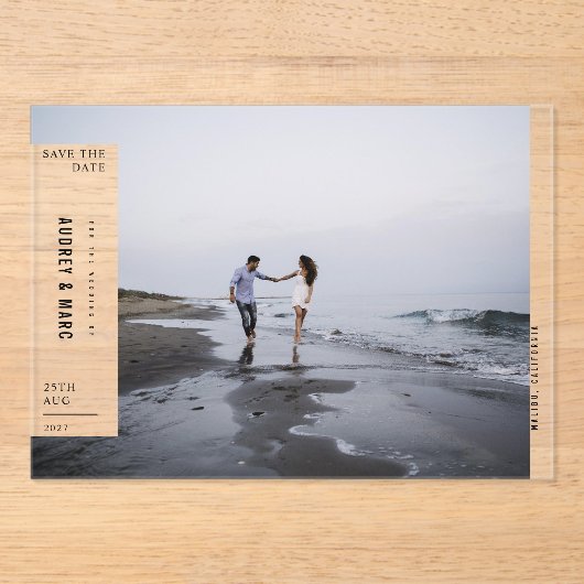 Minimalist Avant Garde Photo Wedding Save The Date アクリル招待状 (正面)