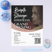 Minimalist beauty model esthetician salon Flyer チラシ (シングル)