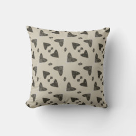 Minimalist black and white throw pillow クッション