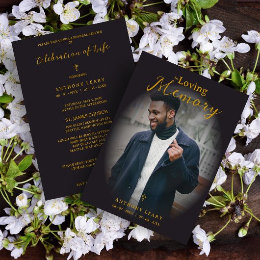Minimalist Black Gradient Overlay Photo Funeral 招待状