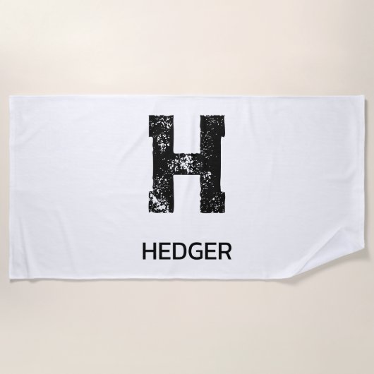 MINIMALIST BLACK ONE LETTER MONOGRAM NAME WHITE ビーチタオル (正面)