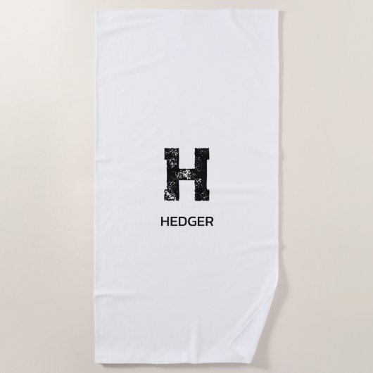 MINIMALIST BLACK ONE LETTER MONOGRAM NAME WHITE ビーチタオル (正面)
