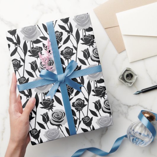Minimalist Black Roses With Light Gray Stems  ラッピングペーパー (ギフト)
