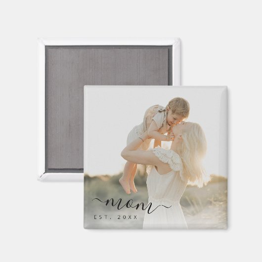 Minimalist Black Script Mom Est Year マグネット (正面/裏面)