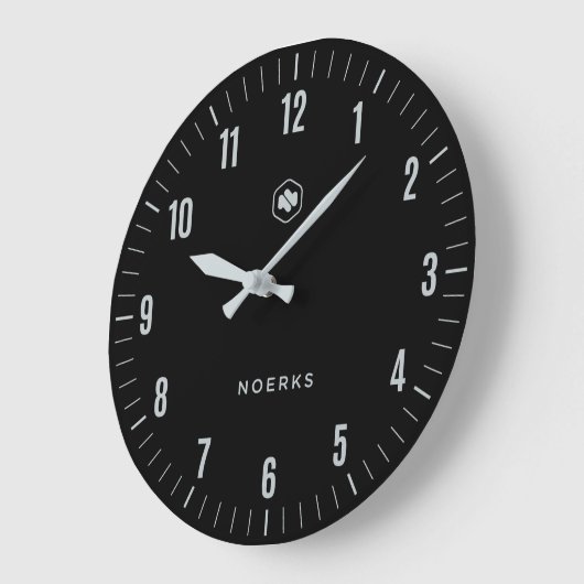 Minimalist Black Wall Clock ラージ壁時計 (傾斜)