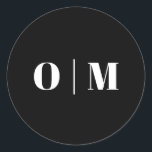 Minimalist Black Wedding Initials. Modern Monogram ラウンドシール<br><div class="desc">A sleek and modern wedding sticker featuring your initials in bold serif typography on a deep black background. This minimalist round seal adds a refined, editorial look to your stationery and decor. Use it to seal envelopes, wrap belly bands, label favors, welcome bags, or gift packaging. Perfect for modern, chic,...</div>