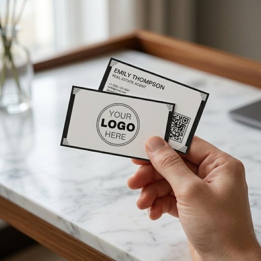 Minimalist Black White Art Deco Logo QR Code 名刺