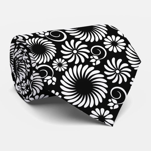 Minimalist Black White Folk Flower Spirals Pattern ネクタイ (ロール)