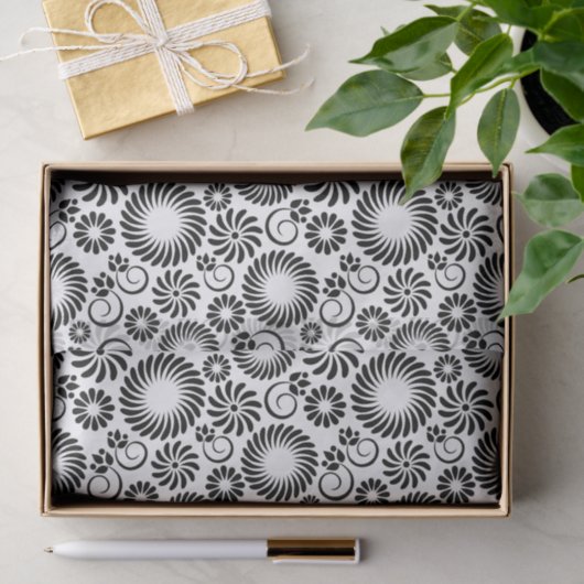 Minimalist Black White Retro Spiral Flower Pattern 薄葉紙 (ギフト)