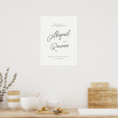 Minimalist Black White Script Wedding Welcome Sign ポスター (キッチン)