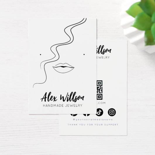 Minimalist Black White Wavy Hair Jewelry Display (デスク)