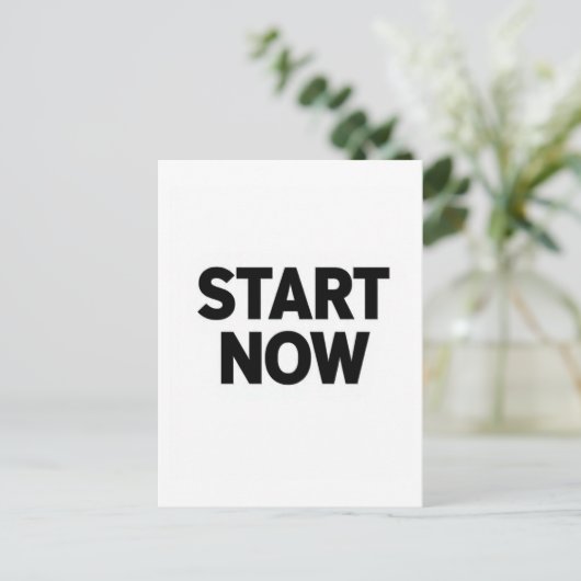 Minimalist bold start now text ポストカード (スタンド正面)