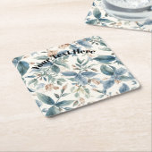 Minimalist Botanical Harmony – Soft Green & Beige スクエアペーパーコースター (アングル)