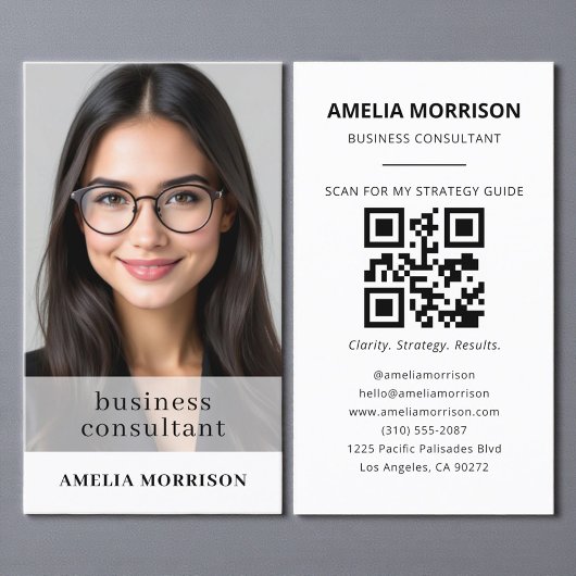Minimalist Business Consultant QR Code Photo  名刺