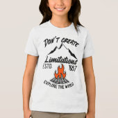 Minimalist Campfire Icon Design, Camping  トライブレンドＴシャツ (正面)