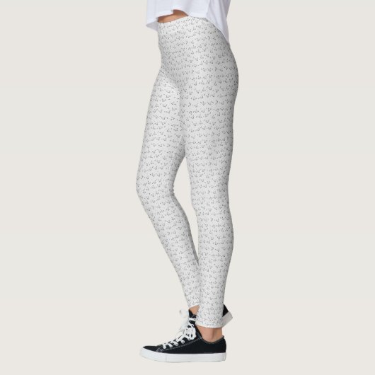 Minimalist Cat Pattern Leggings – Light Gray レギンス (左)
