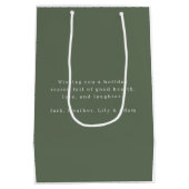 Minimalist Christmas Tree  Family Name Year  ミディアムペーパーバッグ (裏面)