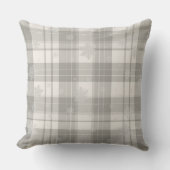 Minimalist Cool Gray Snowflake Plaid Throw Pillow クッション (正面)