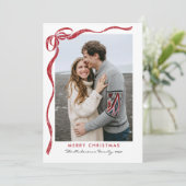 Minimalist Coquette Red Bow Christmas 2 Photo シーズンカード (スタンド正面)