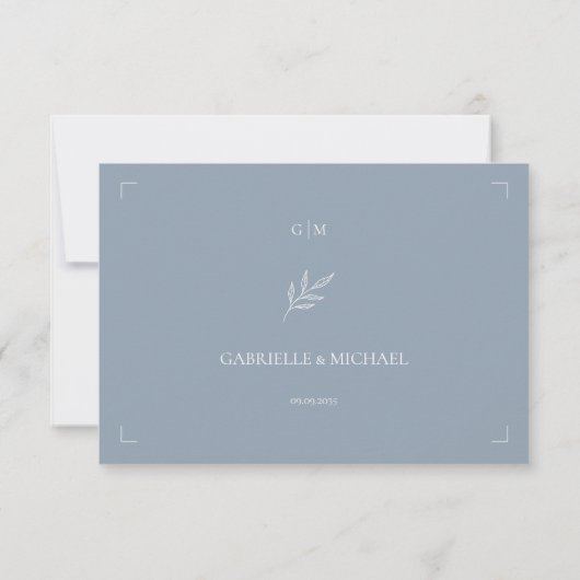 Minimalist Dusty Blue Elegant Monogram Wedding  出欠カード (裏面)