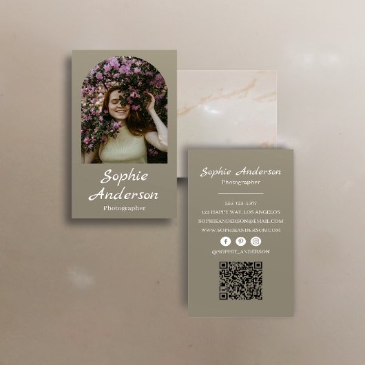 Minimalist Elegant Calligraphy Script Photography  名刺