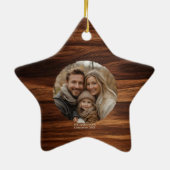 Minimalist Family Photo Personalized Woodgrain  セラミックオーナメント (裏面)