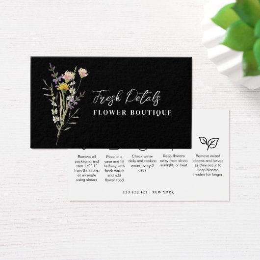 Minimalist Flowers Care Florist Card (デスク)