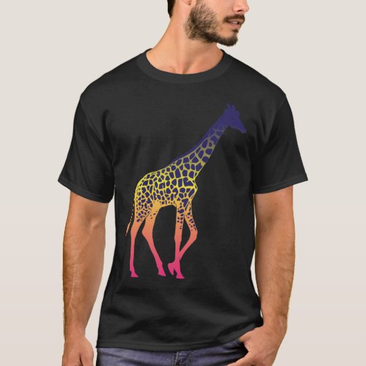 Minimalist Giraffe Classic T-Shirt Tシャツ (正面)