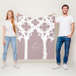 Minimalist Gothic Window Calligraphy Pale Pink フリースブランケット