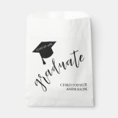 Minimalist Grad Cap Black & White Graduation フェイバーバッグ (正面)
