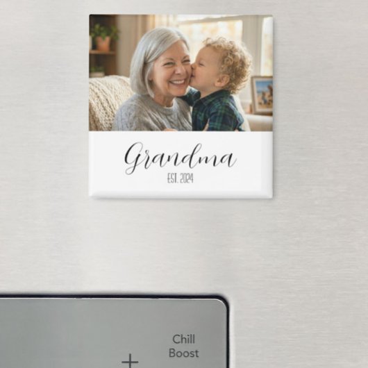 Minimalist Grandma Established Black Script Text マグネット