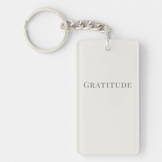 Minimalist Gratitude – Calm Typography Design キーホルダー (正面)