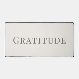 Minimalist Gratitude – Calm Typography Design デスクマット